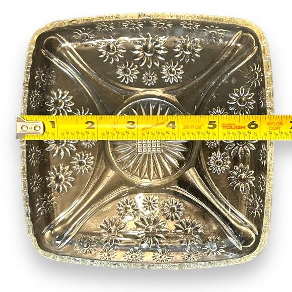 Vintage Hazel Atlas Crazy Daisy Square Relish Tray Lunch Dessert Plate Glass - Picture 3 of 3